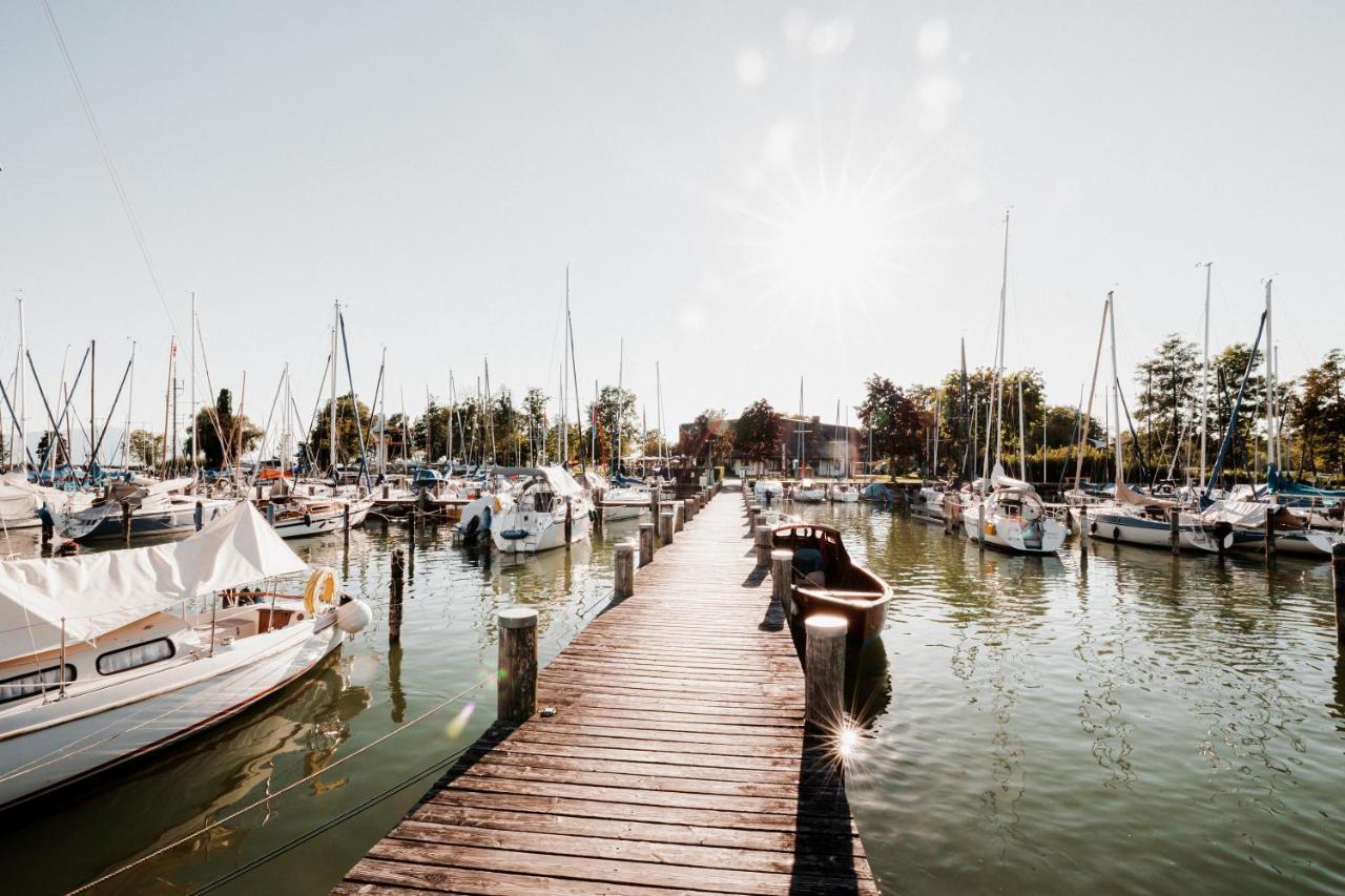 Chiemsee Ferienwohnung Gartenblick Prien am Chiemsee Kültér fotó